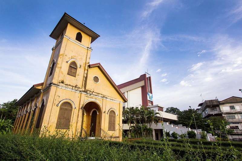 trang church, church in trang, church in trang city, church in trang town