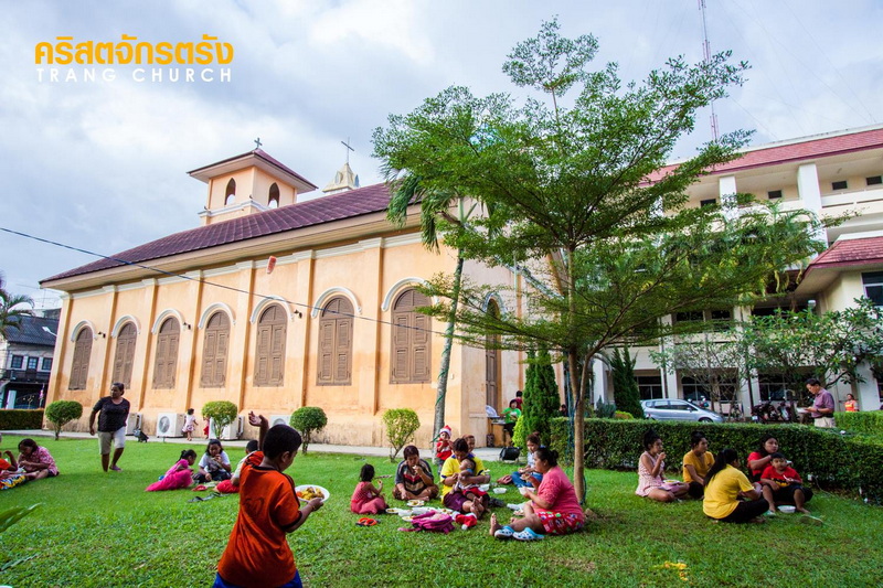 trang church, church in trang, church in trang city, church in trang town