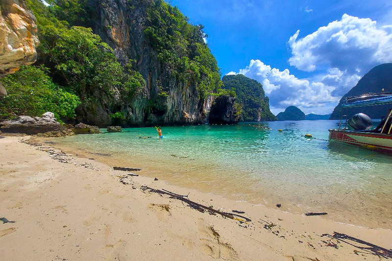 Phra nang Cave Beach