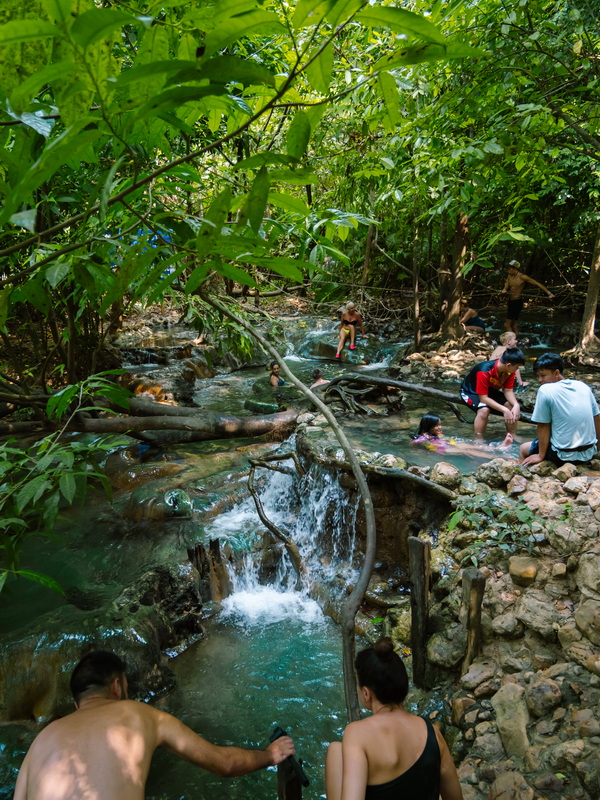 hot spring waterfall krabi, hot stream krabi, hot stream waterfall, ron waterfall, ron waterfall krabi